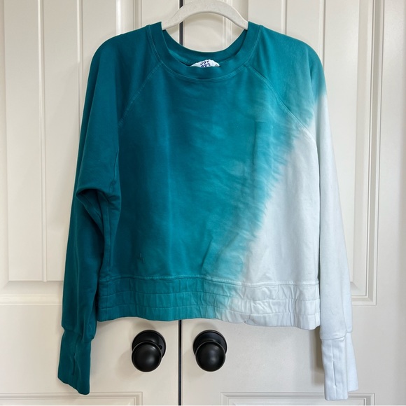 JoyLab Tops - JoyLab Womens Cropped Tie Dye Sweatshirt in Teal/White, Size M